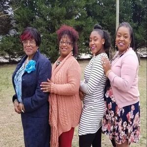 Meet your Posher, Nanette